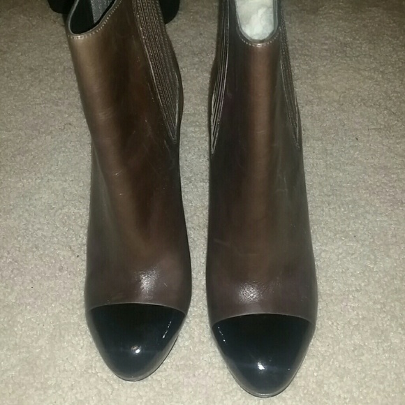 BRIAN Atwood BROWN NWT BLACK TIP REAL leather platform booties - Picture 3 of 4